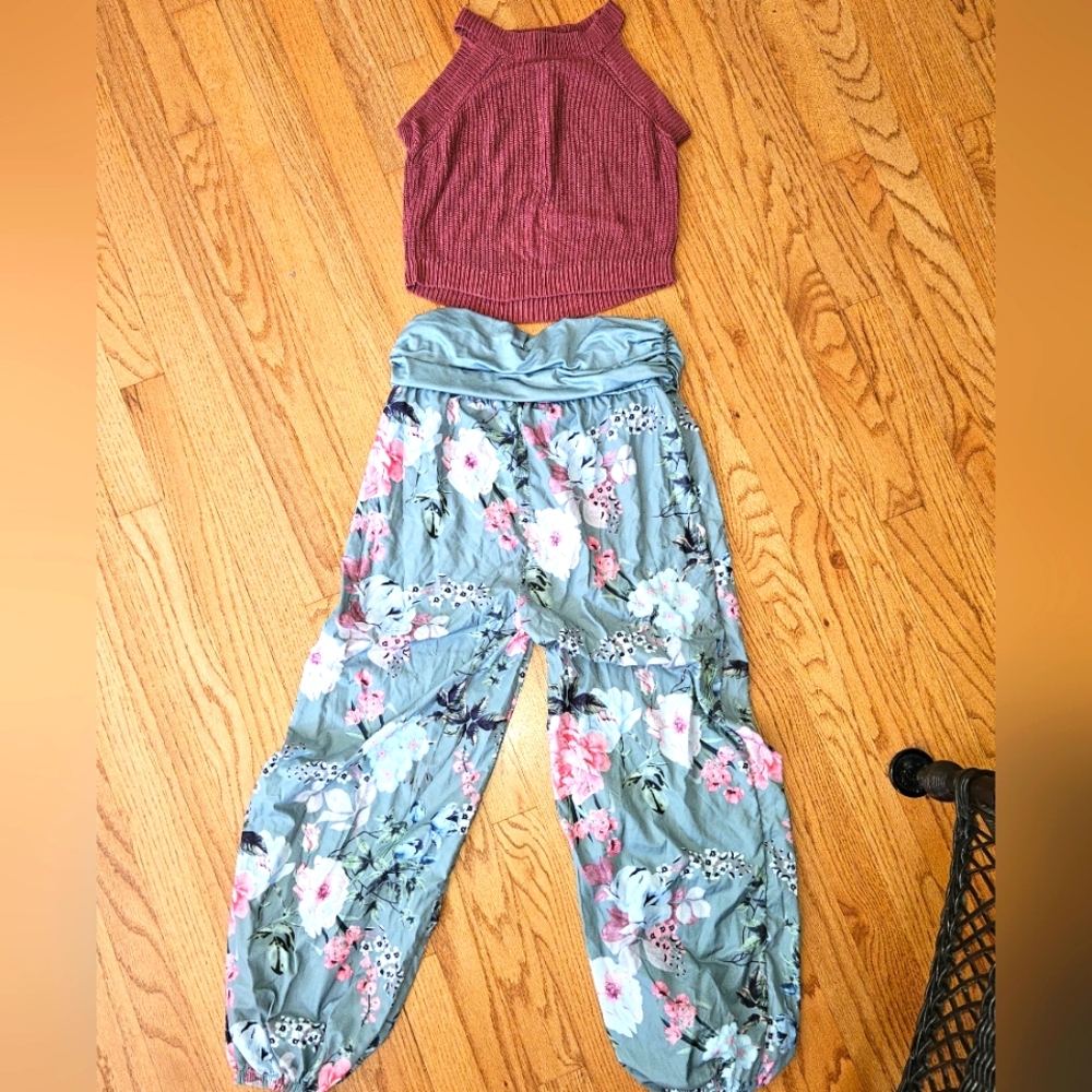 Flowy Floral Pants And Rose Knit Crop Set